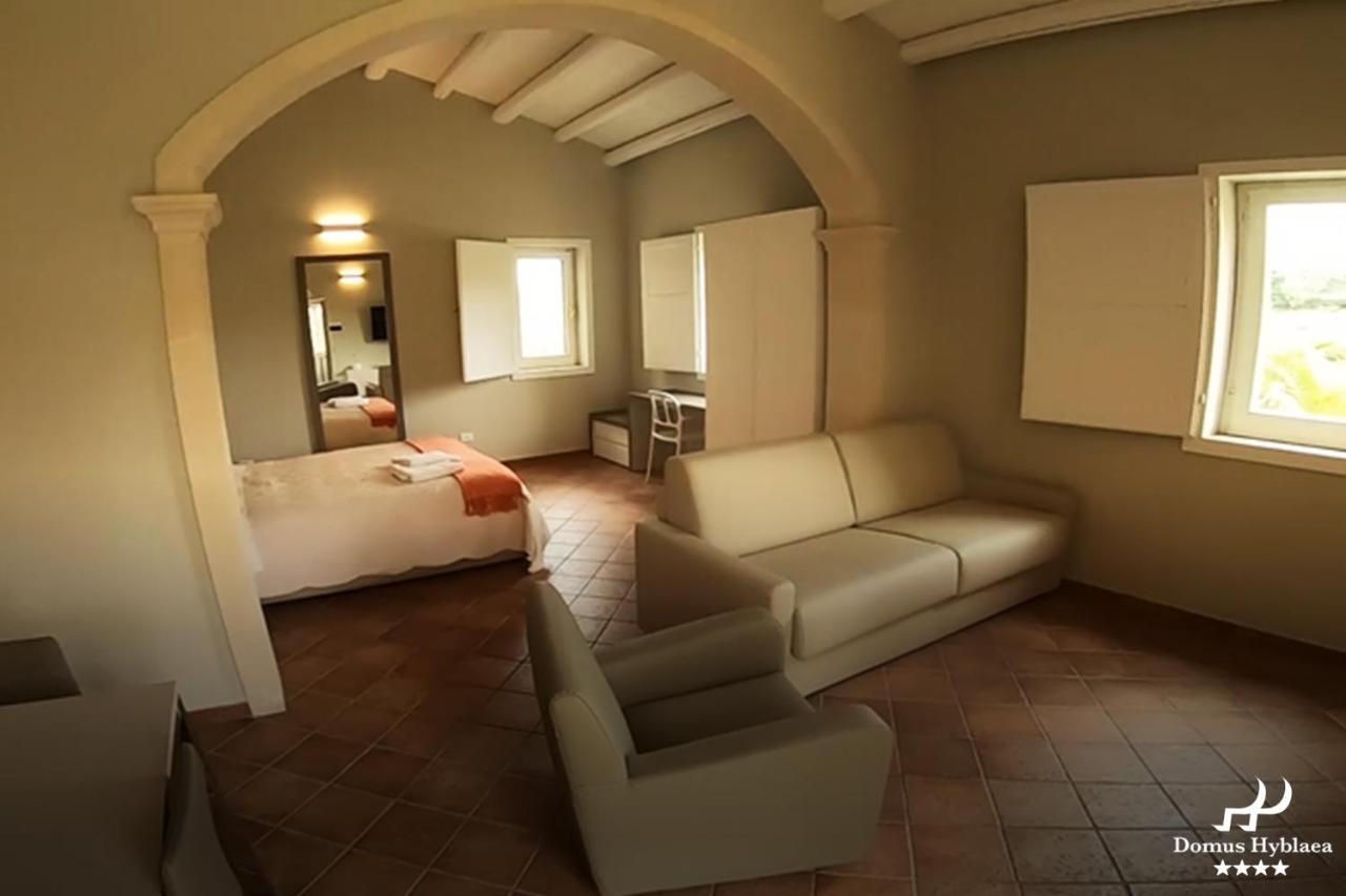 Domus Hyblaea Resort Palazzolo Acreide Exteriör bild
